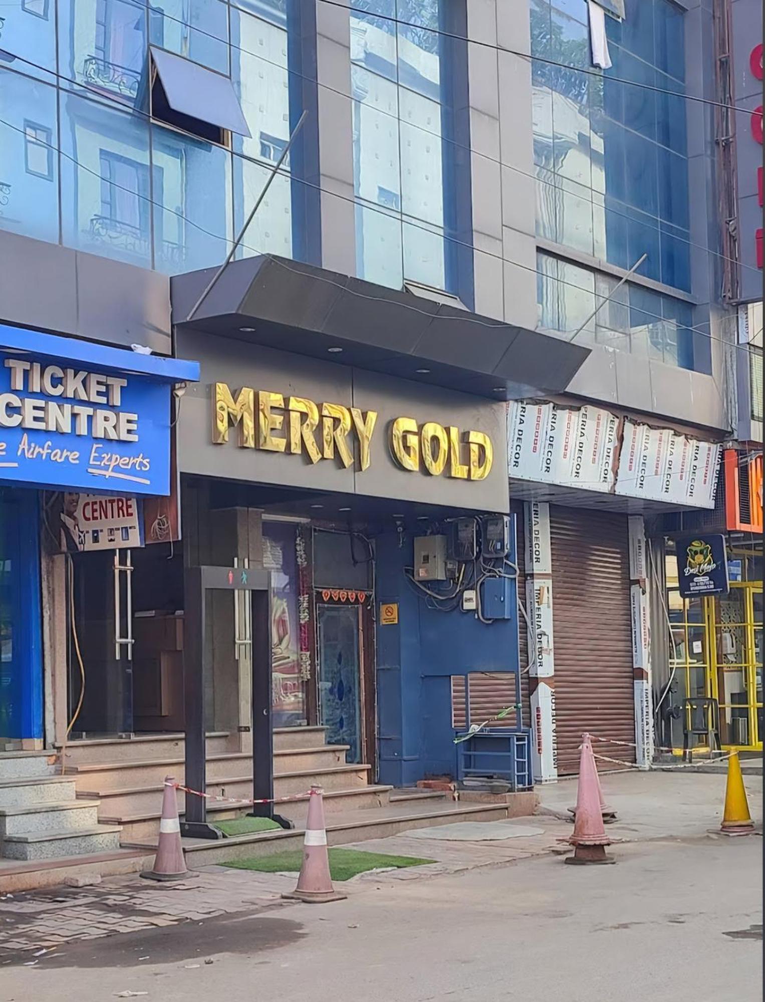 Hotel Merry Gold New Delhi Bagian luar foto