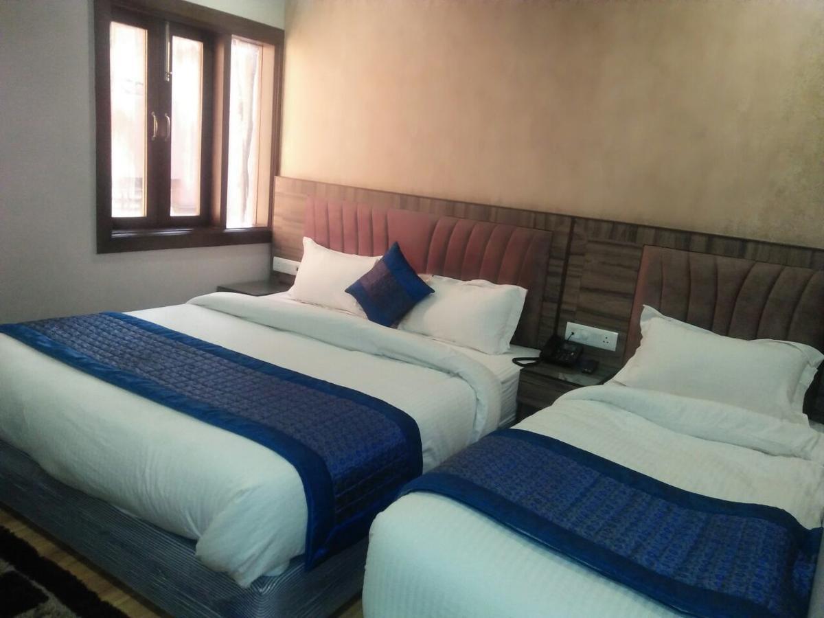 Hotel Merry Gold New Delhi Bagian luar foto